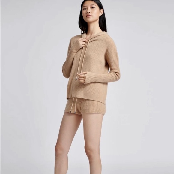 Naadam - Luxe 100% Cashmere Ribbed Shorts - Picture 2 of 2